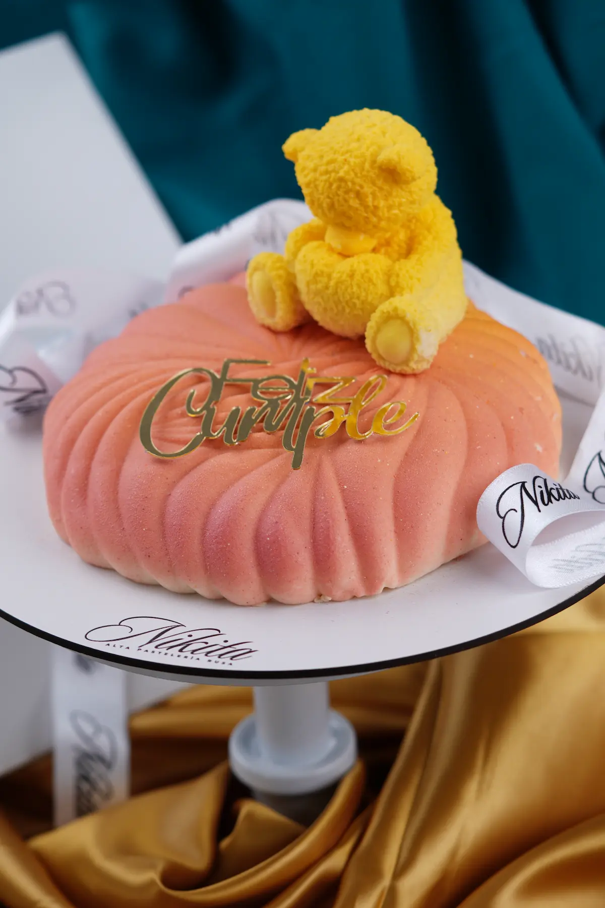 Pastel de Oso Feliz